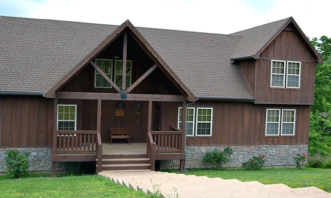 Reeds Spring Cabin | L131A, 1 Br Loft Lakeview Cabin, Near Pavilion and Lake