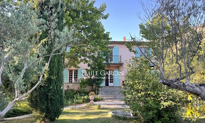 Vauvenargues House | La Bastide de la Cause