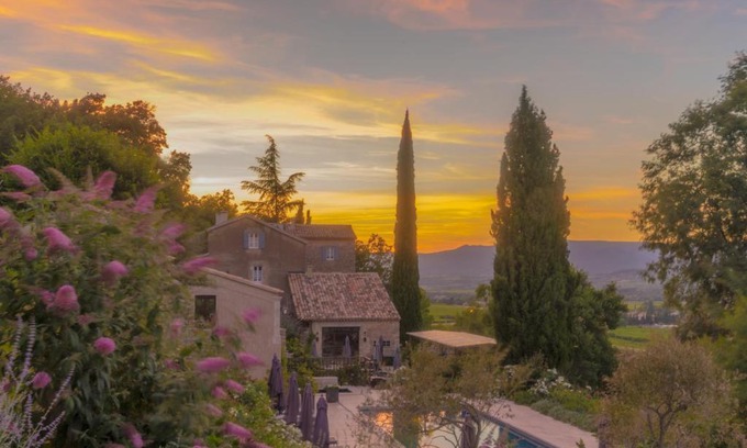 Menerbes House | La Bastide du Tinal