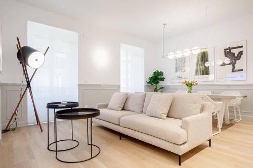 San Sebastian Centro Apartment | "La Bella Easo" new, ac, design, near La Concha