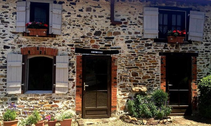 Bussiere-Poitevine House | La Belle Grange Bussiere