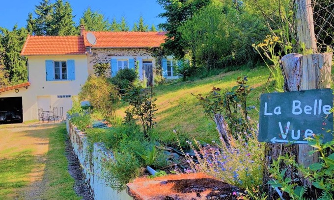 Sussac Apartment | La Belle Vue - Coin de paradis