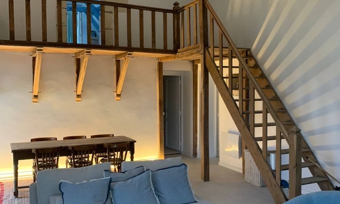 Palluau-sur-Indre House | La Boutonnière, Charmante Longere en Berry