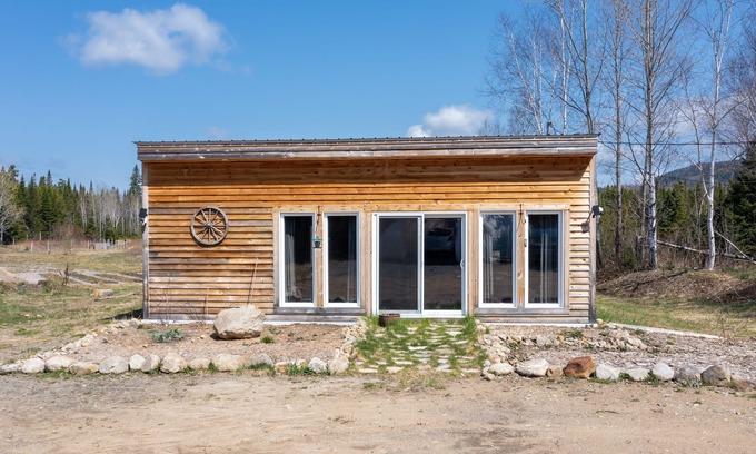 Saint Donat Ski Chalet | La Cabane aux 16 Acres