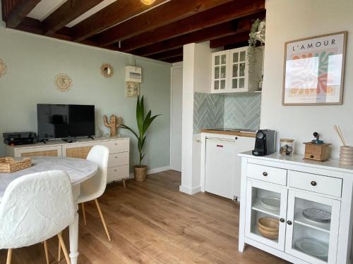 Alphonse Guerin Apartment | La Cabane Rennaise