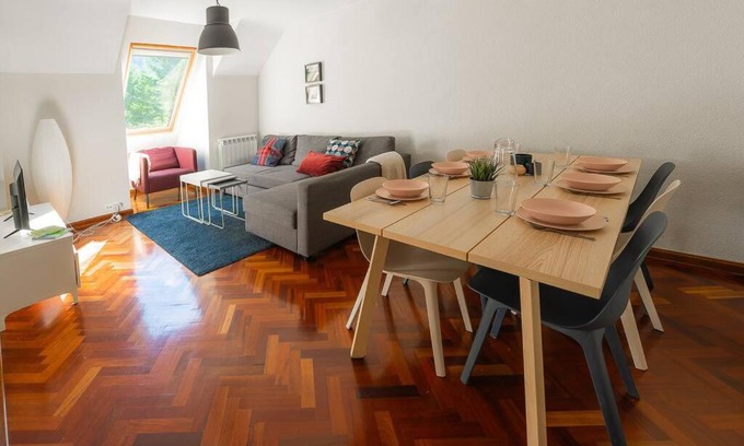 Canfranc-Estacion Apartment | La Campa