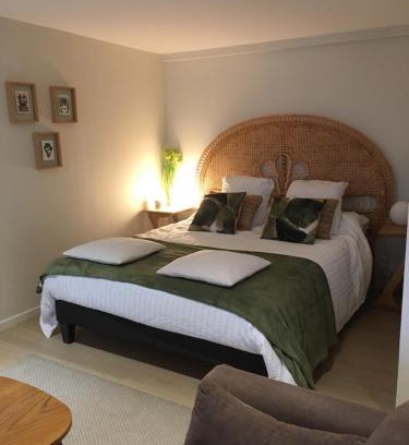 Lecelles Bed & Breakfast | La Canopée