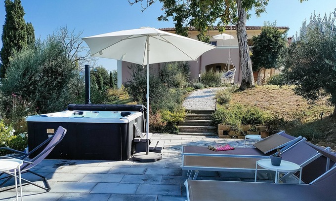 Lamporecchio House | La Cantina-Cozy apartment in a Modern Country House in the heart of Tuscany