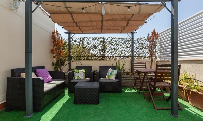 Sant Pere de Ribes House | La Cantonada