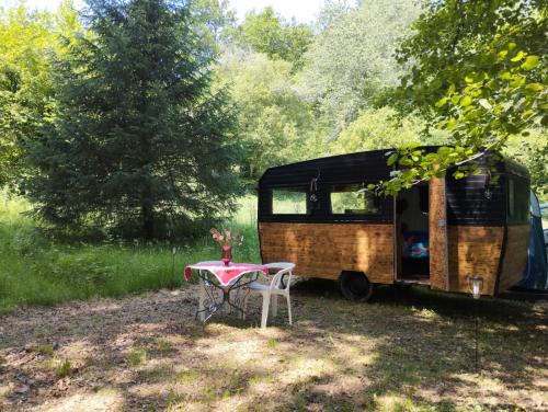 Saint-Julien-le-Petit Other | La caravane nature