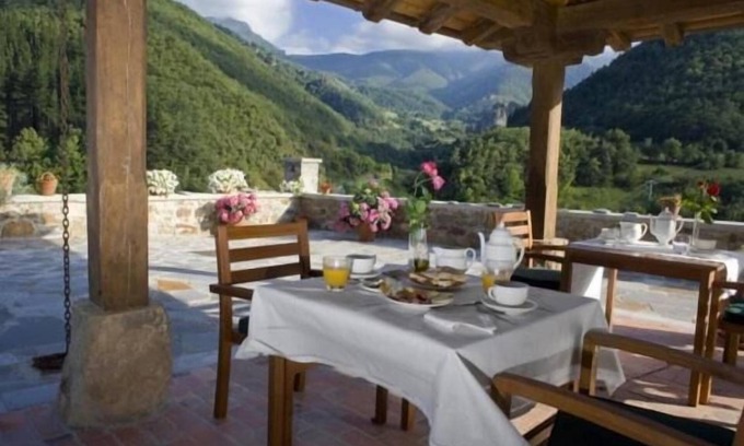 Vada House | La Casa de las Arcas