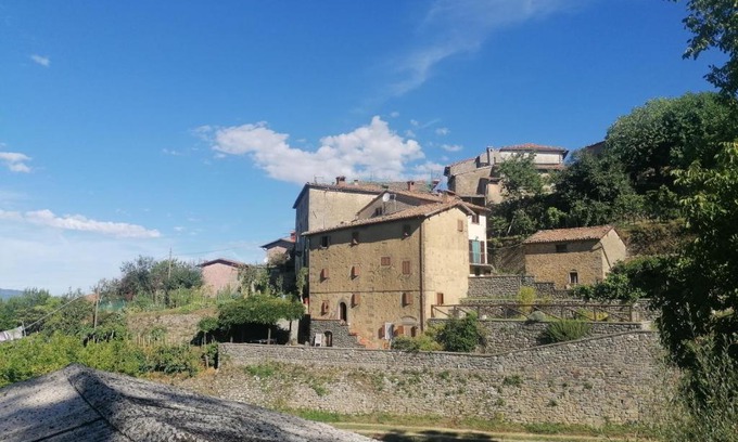 Pieve Fosciana House | La casa del pozzo