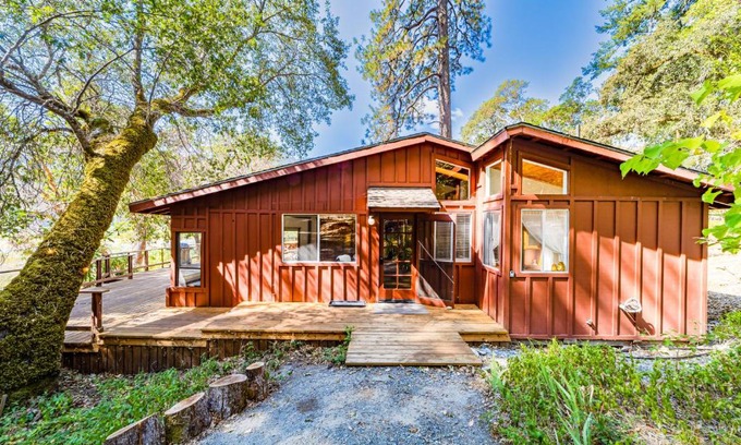 Salyer House | La Casa Del Rio