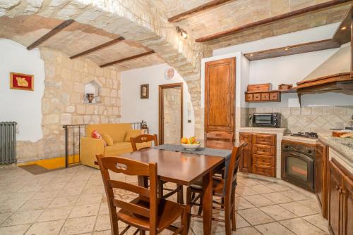 Tarquinia House | La Casa dell' Etrusco