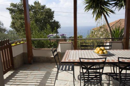 Santa Maria di Castellabate Apartment | La Casa di Anna