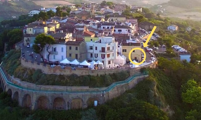 Silvi Paese Apartment | La Casa di Nonno Baffo - Mini Suite in the heart of Silvi Paese