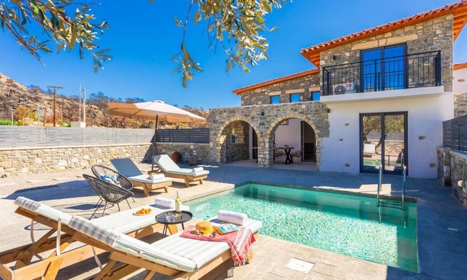 Kiotari Villa | La Casa Di Pietre 1 - Three Bedroom Villa, Sleeps 6