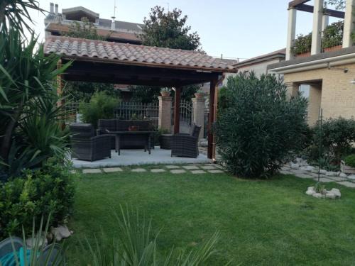 Montecosaro Bed & Breakfast | La casa di Primo