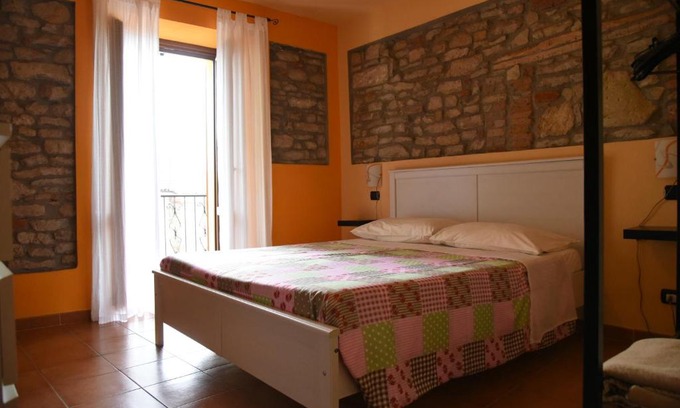 Montabone House | La Casa Di Valerio