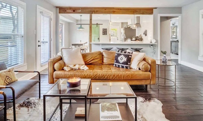 Dripping Springs House | La Casa | Farmhouse w/Pool + Fire Pit
