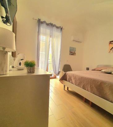 Santo Stefano di Camastra House | La casa di Serafina