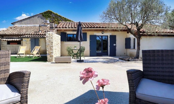 Rasteau House | LA CASA MI A Nice little house in a hamlet 10 mins from Vaison La Romaine