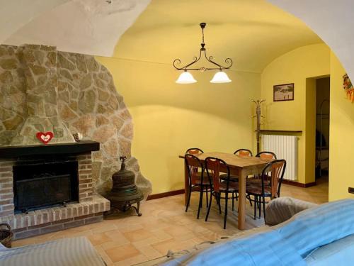 Pettorano sul Gizio House | La Casa Nel Borgo
