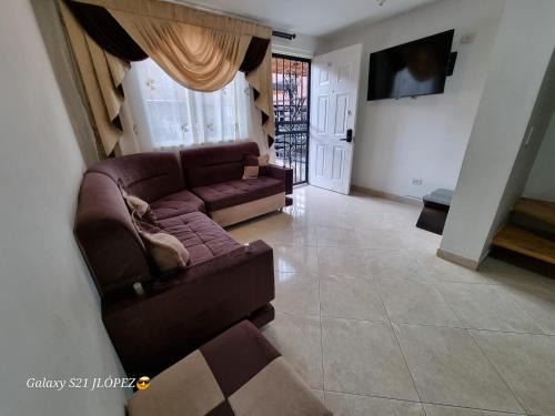 Rionegro House | La Casa Perfecta para Grupos en el Centro