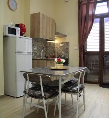 Montegrappa Apartment | La Casetta del Viale 13