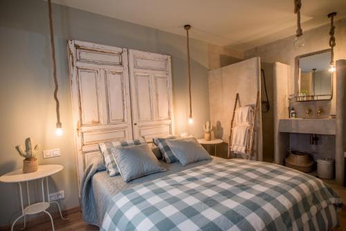 Toledo City Center Apartment | La Casita de Candela Toledo