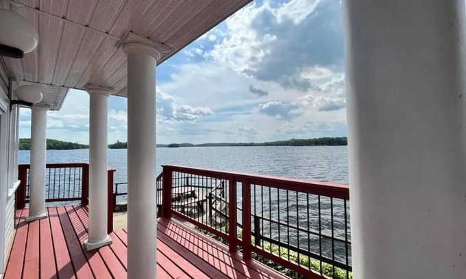 Wollaston Cottage | La Casita on The Ridge - Sit Back and Relax !