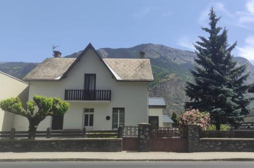 Le Bourg-d'Oisans Apartment | La casona