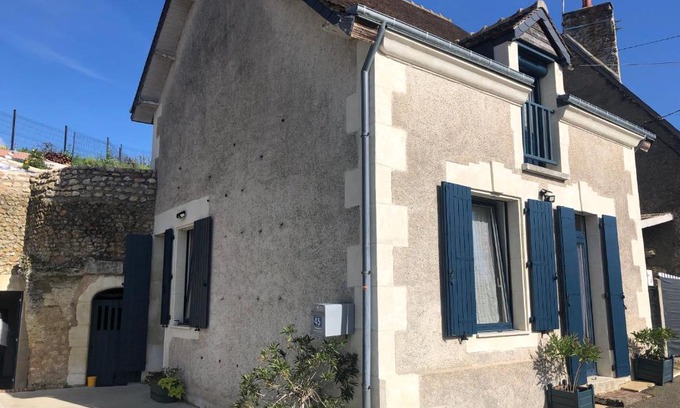 Lunay House | La cav ô lauriers