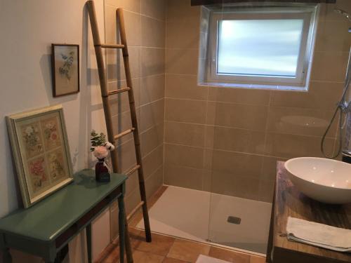 Le Faouet Bed & Breakfast | La chambre du Rouzen
