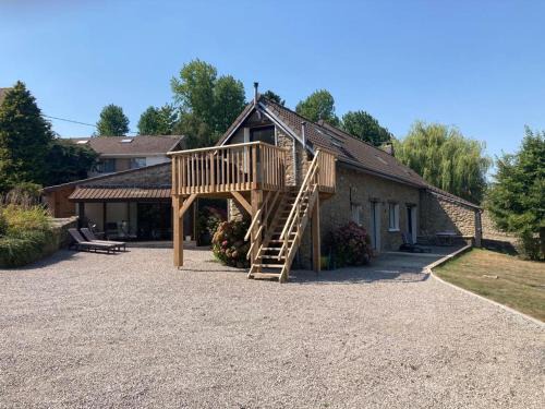 Saint-Martin-Boulogne Bed & Breakfast | LA CHAMBRE PERCHEE DES HORTENSIAS