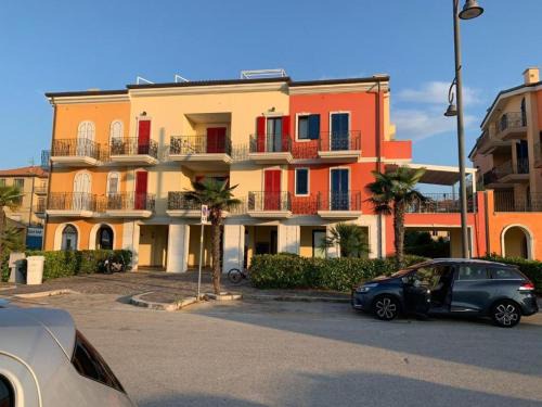 Porto Potenza Picena Apartment | La Cittadella FronteMare