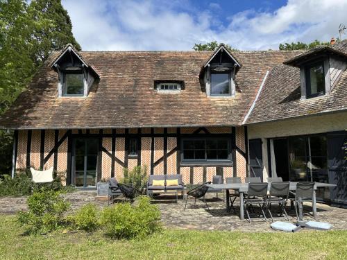 Parigne-lʼEveque House | La Clairière - Le Calme de la Campagne - 9 pers