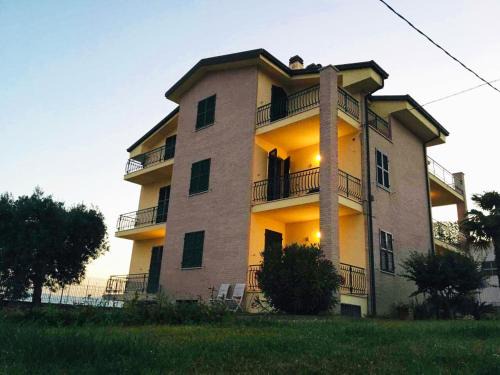 Massignano Villa | La Collina di Emma