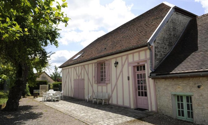 Bligny House | La compagnie du soleil