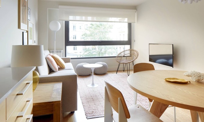 San Sebastian Centro Apartment | La Concha Suite 2 by FeelFree Rentals
