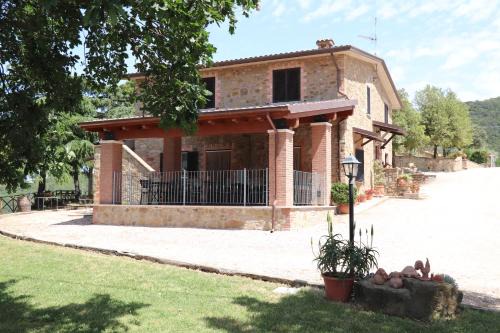 Gualdo Cattaneo House | La Corte dei Banchetti