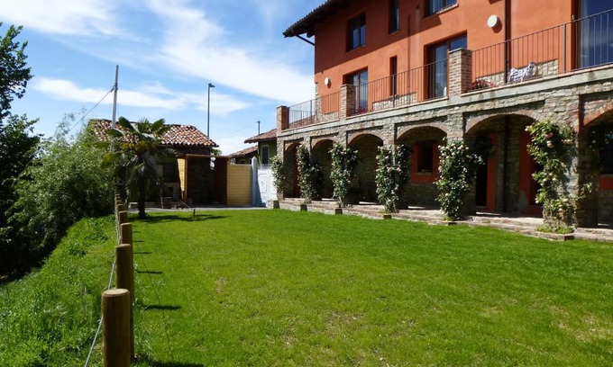 Cerretto Langhe House | La Corte Di Langa