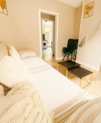 Sainte Marie - Saint Leon Apartment | La cour Havraise