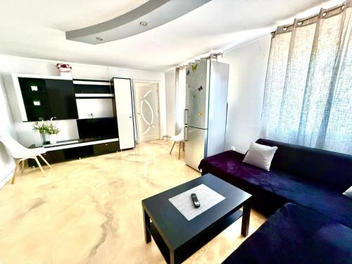 Calafat House | La DeDe -5 camere