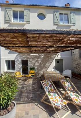 Saint Maurille House | La Demoiselle