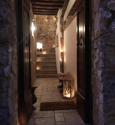 Montepescali Apartment | La Divina Dimora Il Castello degli Spiriti Magni