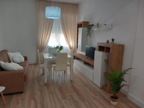 Cisterna di Latina Apartment | La dolce vita casa vacanze