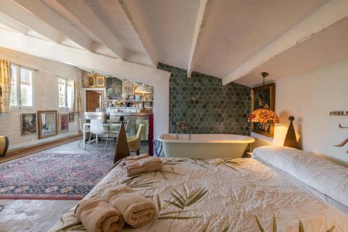 Riudecanyes Apartment | La Fabriqueta Apartament Deluxe