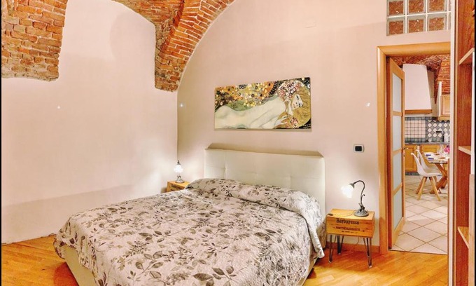 Centro Storico Apartment | La Fiaba: bilocale nel centro storico di Cuneo