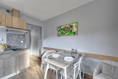Meyras Apartment | La Fontaulière - Vue montagne et parking privé